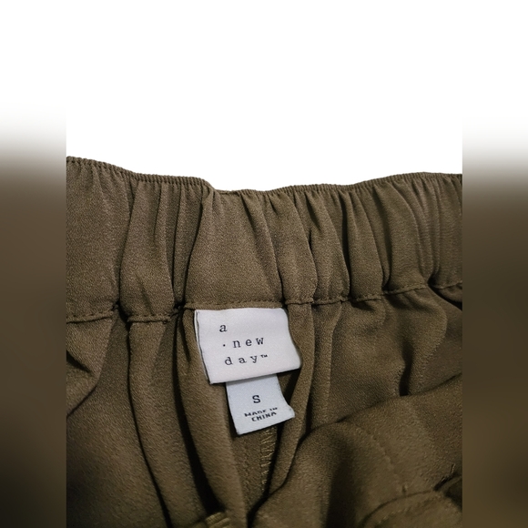 A New Day High Waisted Shorts, Size S - Picture 2 of 2